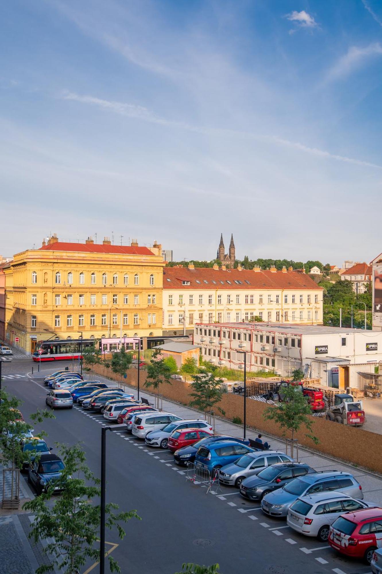 60 Free Parking&wifi Apartmán